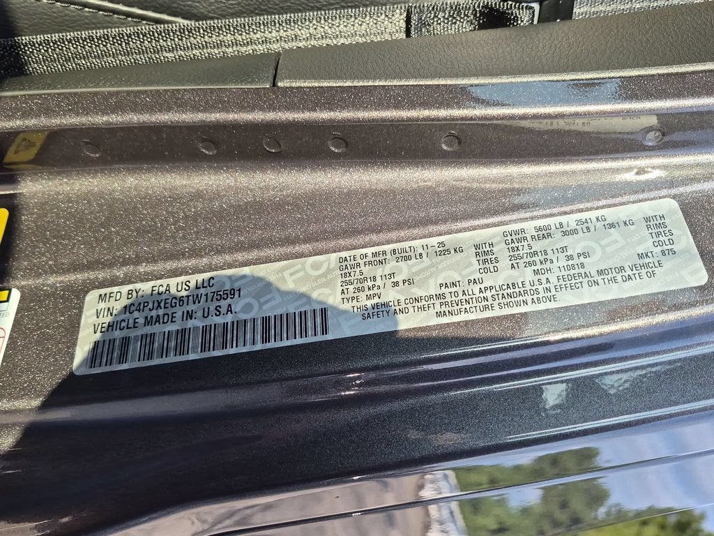 Used 2026 Jeep Wrangler Unlimited Sahara AWD/4WD image 34