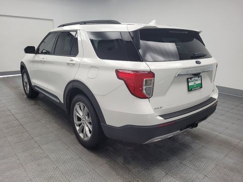 Used 2020 Ford Explorer XLT w/ Equipment Group 202A AWD/4WD image 5