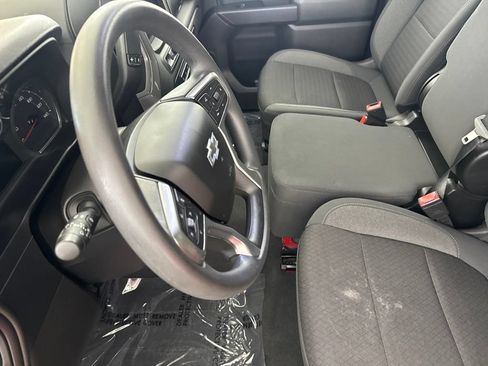 Used 2022 Chevrolet Silverado 1500 Custom Trail Boss w/ Safety Confidence Package AWD/4WD image 22