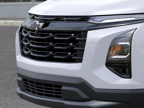New 2026 Chevrolet Equinox LT FWD image 13