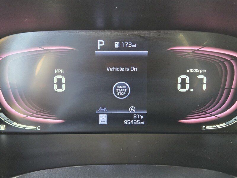 Used 2024 Kia Soul GT-Line FWD image 24