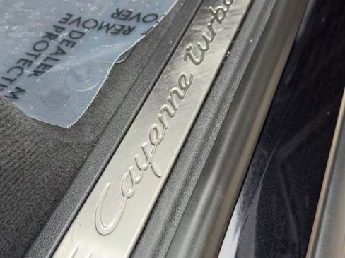 Used 2015 Porsche Cayenne Turbo image 64