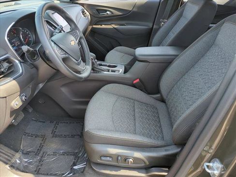Used 2023 Chevrolet Equinox LT FWD image 15