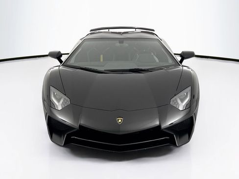Used 2017 Lamborghini Aventador LP 750-4 Superveloce AWD/4WD image 37