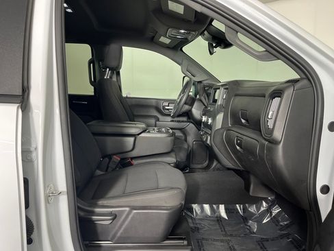 Used 2024 GMC Sierra 2500 Pro image 17