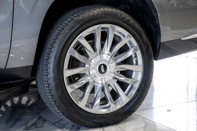 Used 2021 Cadillac Escalade ESV Premium Luxury AWD/4WD image 88