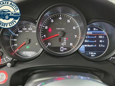Used 2018 Porsche Cayenne Platinum Edition AWD/4WD image 11