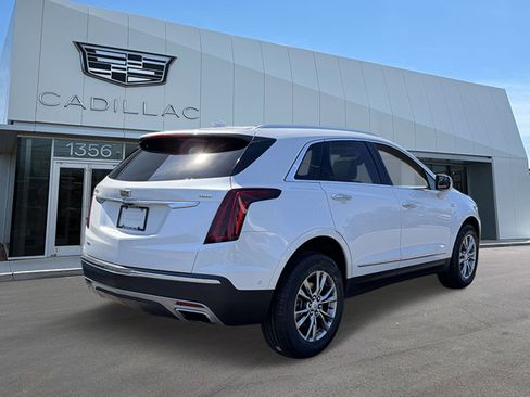 Certified 2023 Cadillac XT5 Premium Luxury w/ Technology Package AWD/4WD image 5