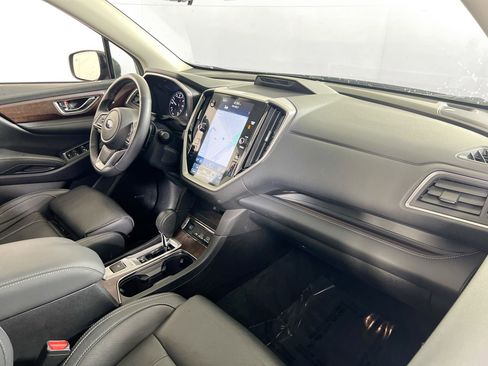 Used 2023 Subaru Ascent Touring AWD/4WD image 29
