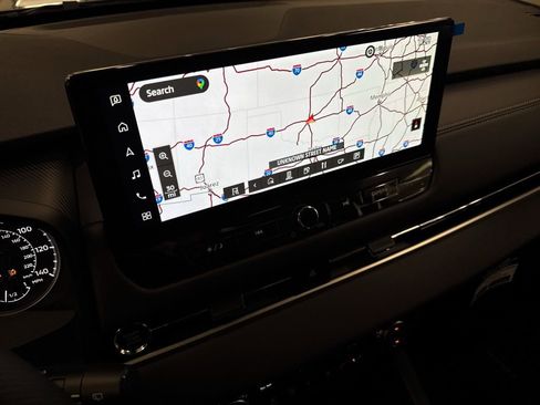 New 2026 Mitsubishi Outlander AWD image 14