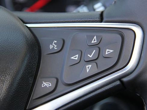 Used 2024 Chevrolet Equinox LT image 23