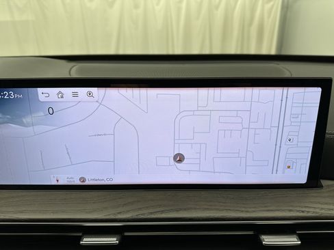 Certified 2025 Genesis GV80 3.5T Prestige image 18