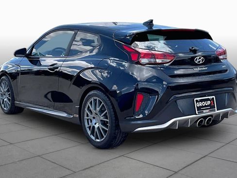 Used 2019 Hyundai Veloster Turbo FWD image 12