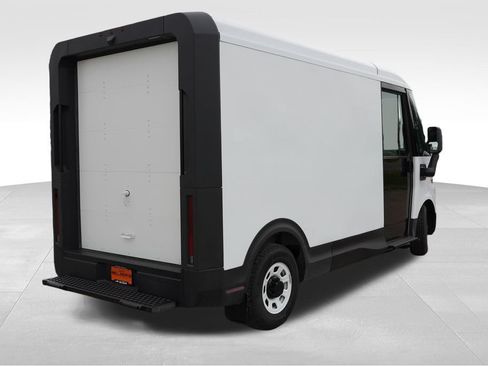 Used 2024 Chevrolet Brightdrop 400 w/ Commercial Equipment Package AWD/4WD image 5