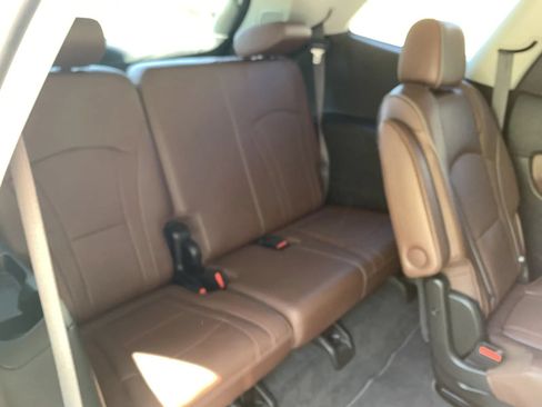 Used 2019 Buick Enclave Avenir w/ Avenir Technology Package FWD image 34