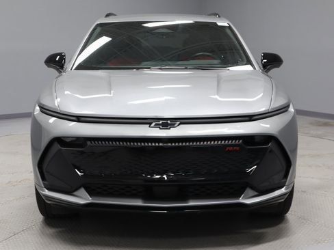 Used 2025 Chevrolet Equinox EV RS image 5