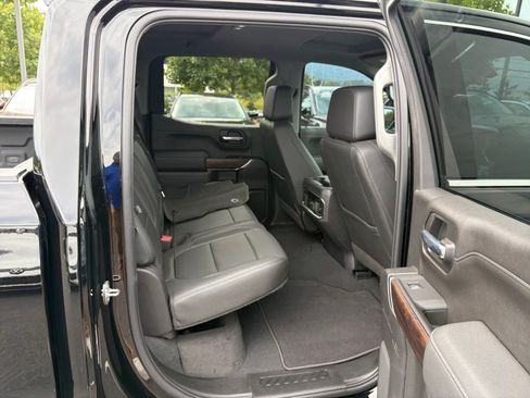 Used 2022 GMC Sierra 1500 SLT w/ SLT Premium Package AWD/4WD image 29