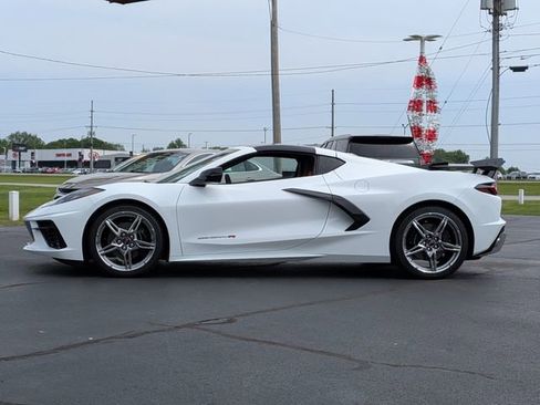 Used 2023 Chevrolet Corvette Stingray Premium Cpe RWD image 4