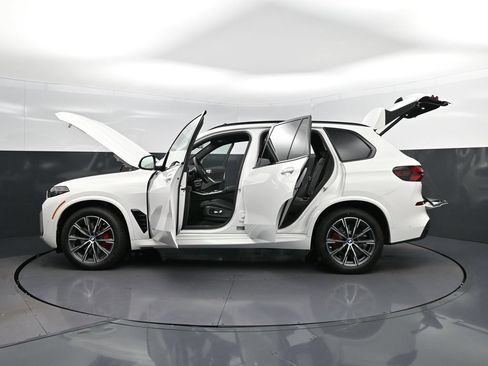 New 2026 BMW X5 sDrive40i w/ M Sport Package RWD image 46