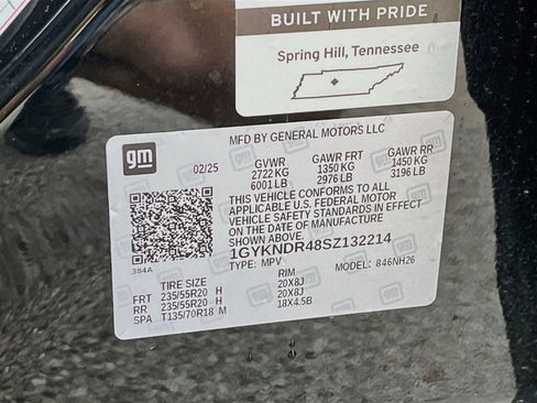 Used 2025 Cadillac XT5 Premium Luxury w/ LPO, Floor Liner Package AWD/4WD image 34