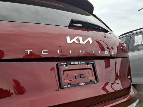 Used 2023 Kia Telluride S w/ S Sunroof Package AWD/4WD image 31
