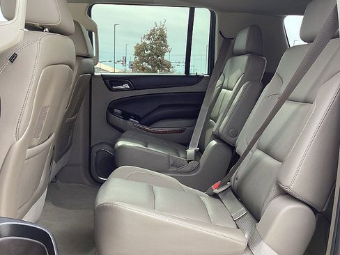 Used 2016 Chevrolet Suburban LTZ image 16