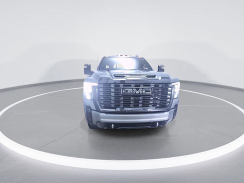 Used 2024 GMC Sierra 2500 Denali Ultimate AWD/4WD image 4