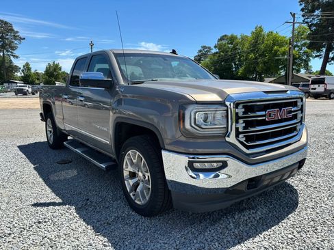 Used 2017 GMC Sierra 1500 SLT w/ SLT Premium Package AWD/4WD image 5