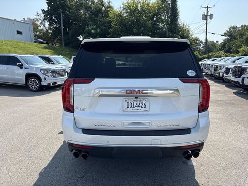 Used 2023 GMC Yukon Denali AWD/4WD image 7