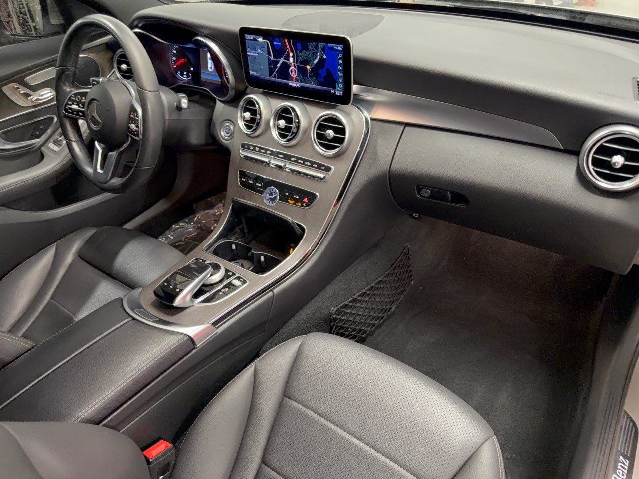 Used 2019 Mercedes-Benz C 300 Sedan image 31