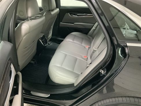 Used 2014 Cadillac XTS Luxury AWD/4WD image 16