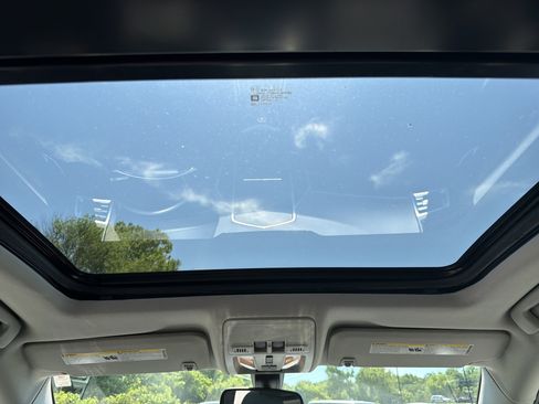 Used 2016 Cadillac SRX Luxury FWD image 22