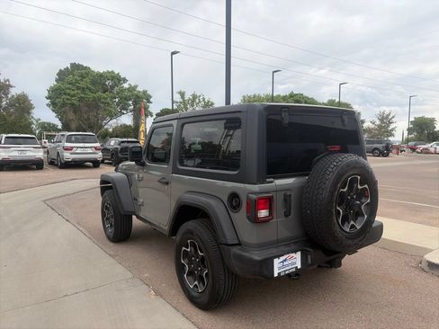Used 2021 Jeep Wrangler Sport AWD/4WD image 7