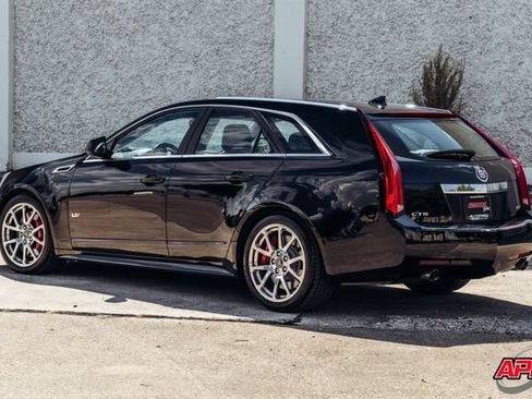 Used 2014 Cadillac CTS V RWD image 49