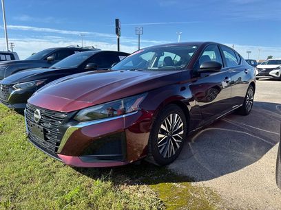 Used 2025 Nissan Altima 2.5 SV