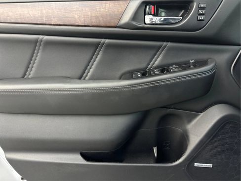 Used 2019 Subaru Outback 2.5i Limited AWD/4WD image 25