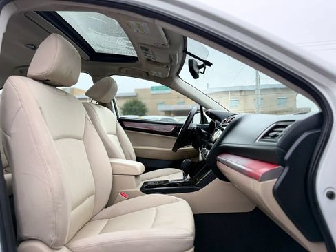 Used 2016 Subaru Legacy 2.5i Premium w/ Moonroof Package AWD/4WD image 24
