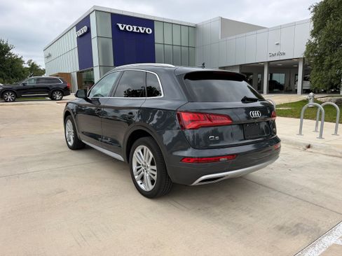 Used 2018 Audi Q5 2.0T Premium Plus w/ Premium Plus Package AWD/4WD image 4