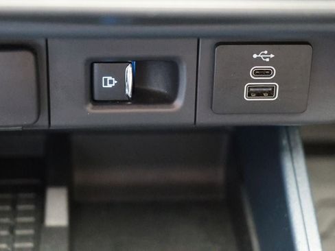 Used 2025 Ford Maverick Tremor image 32