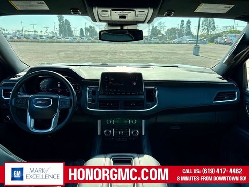 Used 2024 GMC Yukon XL SLT image 24