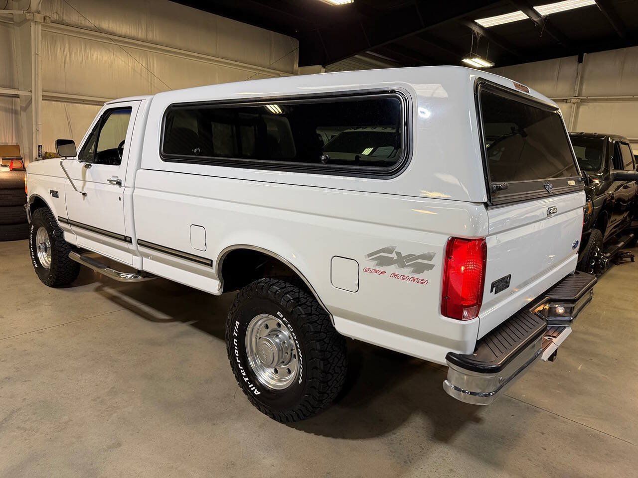Used 1997 Ford F250 4x4 Regular Cab Heavy Duty image 2