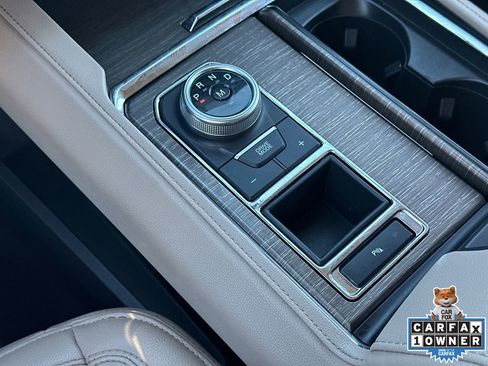 Used 2024 Ford Expedition Max Limited image 31