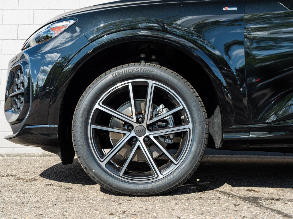 New 2026 Audi Q5 Premium Plus AWD/4WD image 7