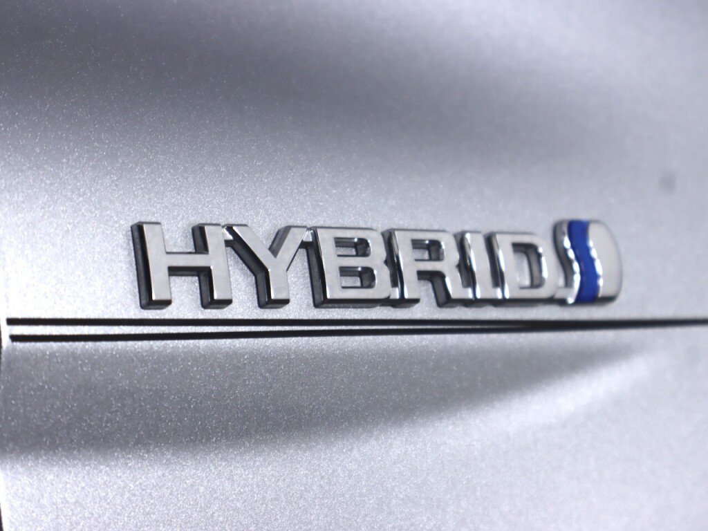 Used 2018 Toyota Camry SE w/ Audio Package FWD image 37