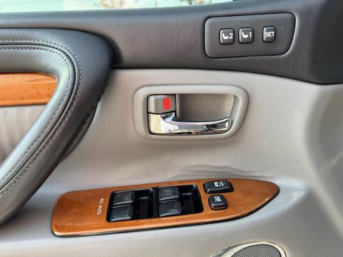 Used 2007 Lexus LX 470 4WD image 15