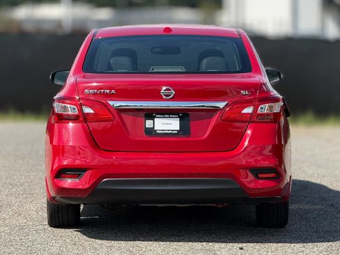 Used 2019 Nissan Sentra SL w/ Exterior Package FWD image 4