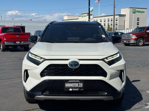 Used 2022 Toyota RAV4 XSE AWD/4WD image 2