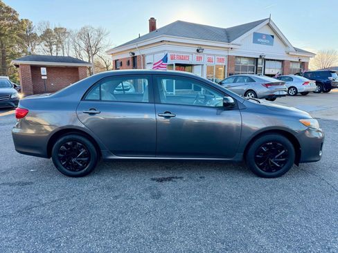 Used 2011 Toyota Corolla LE image 6