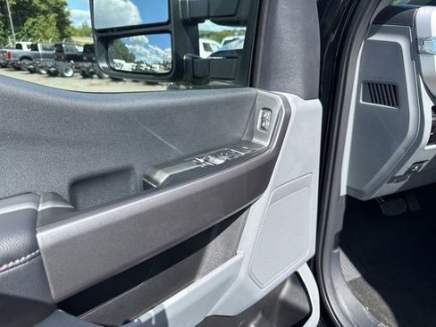 New 2026 Ford F350 XLT w/ FX4 Off-Road Package image 16