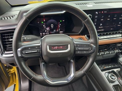Used 2023 GMC Canyon AT4 w/ AT4 Premium Package image 15